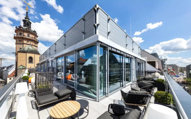 Best Western Premier Royal Blue - Adult Only