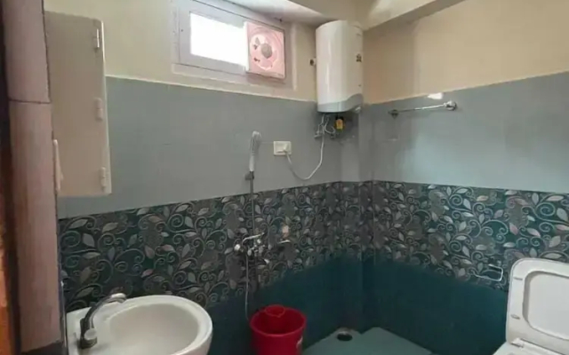 Aarav Chaaras Homestay