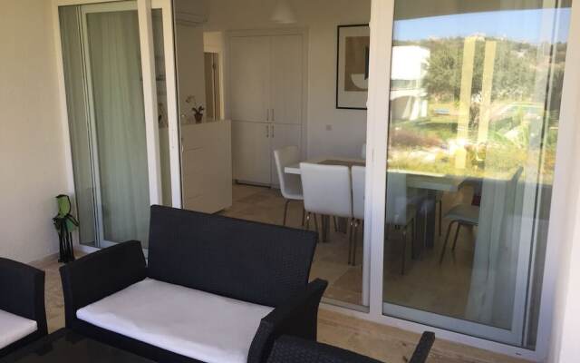 BO073 by villaofsummer