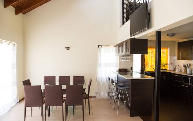 Isla de Maipo Country home