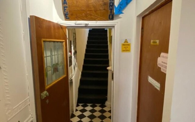 Liverpool City Stays - City Centre Apartment