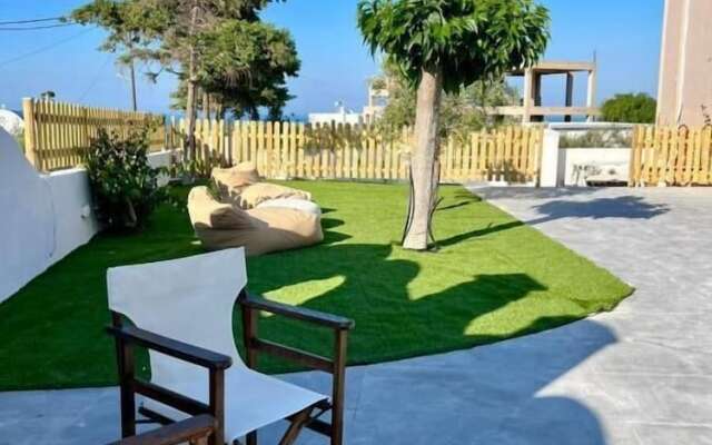 Santorini Villatzio Suites