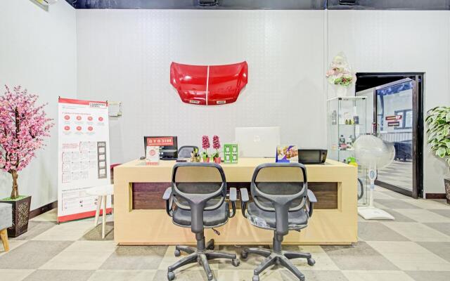 Oyo 3198 Sukomanunggal Inn