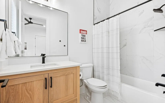 The Dugout 8 Bedroom Home