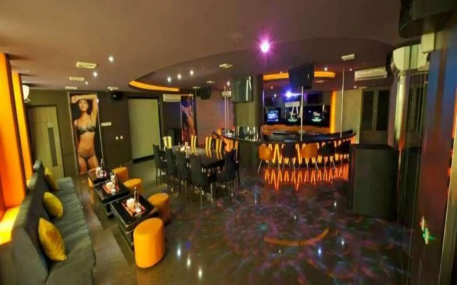 B Fashion Hotel