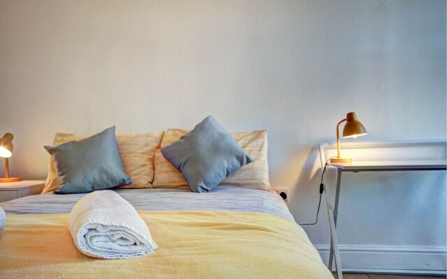 Upperton Road Guest Lodge