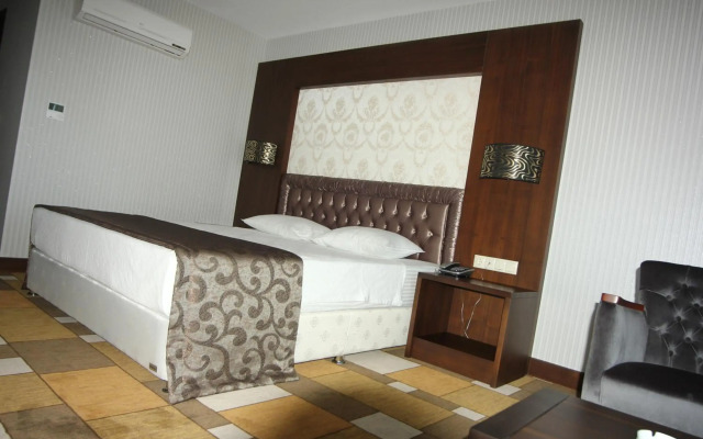 Grand Amisos Hotel