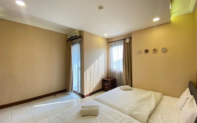 Spacious And Scenic Studio At Majesty Apartment Bandung