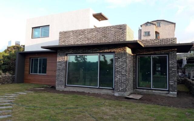 Sogobe Jeju House