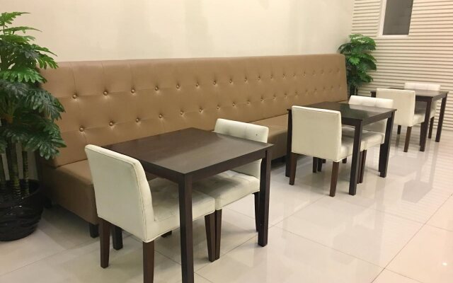Manhattan Suites Inn