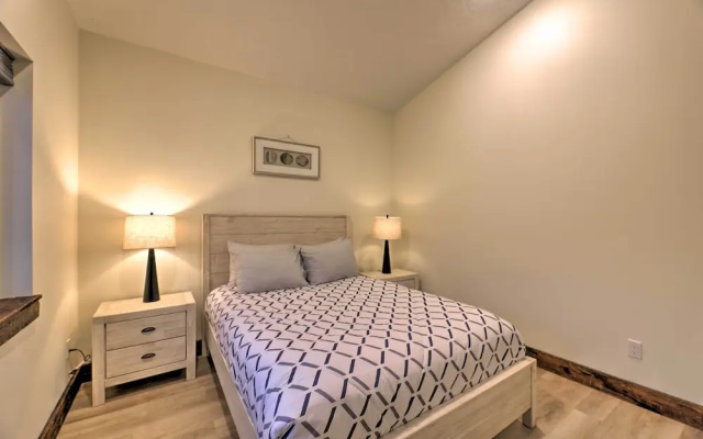 Sanderling Sea Cottages, Unit 5 w/ Ocean Views!