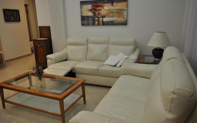 Sand 228 Home