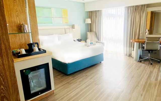 Holiday Inn Mauritius Mon Tresor by IHG
