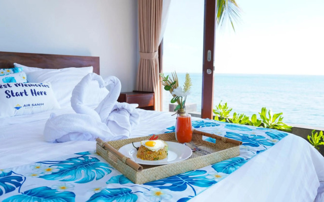Air Sanih Beach Villa