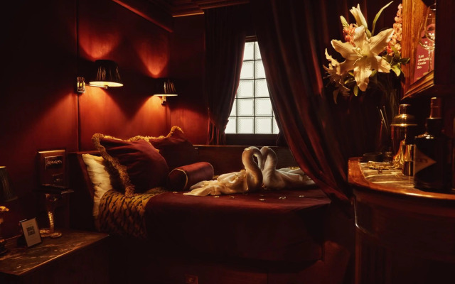 House of Gods Hotel