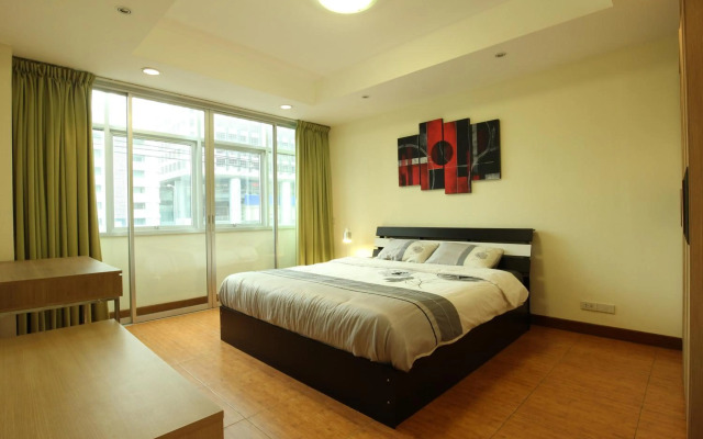 Serena Sathorn Suites