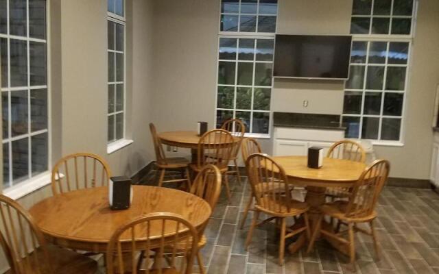 Meriwether Country Inn