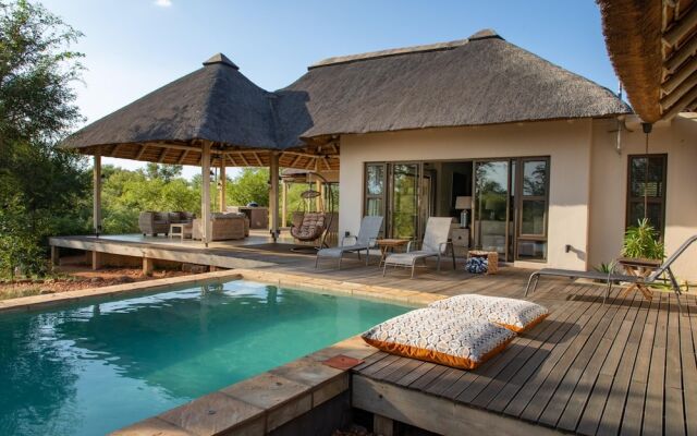 Villa Bushman Wonderful Luxury and Attractive Villa