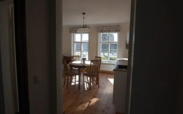 Allee Apartments