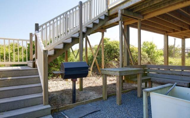 Windchimes 4 Bedroom Home by RedAwning