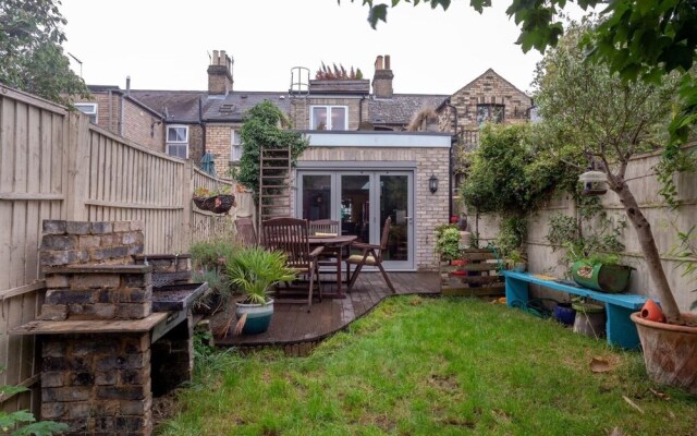 Stylish and Cosy Home in Central Cambridge