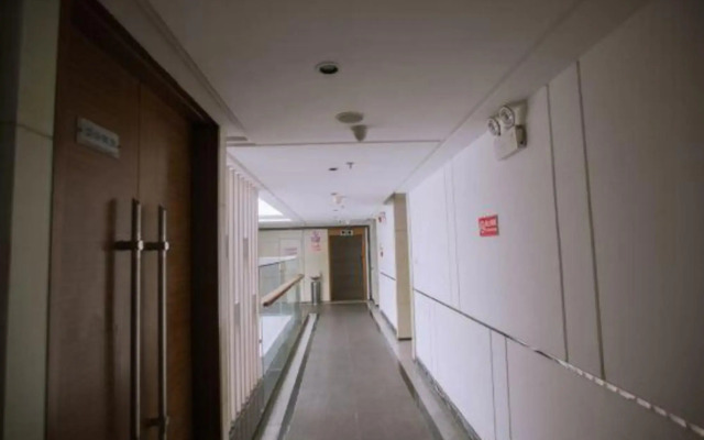 Baifulai Hotel (Wanning High-speed Railway Station)