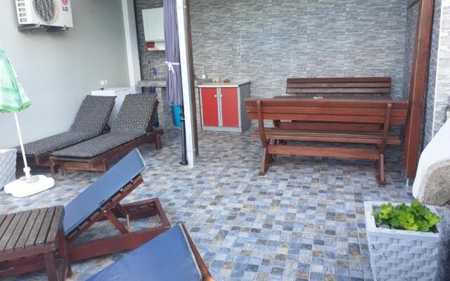 Holiday House Kruce