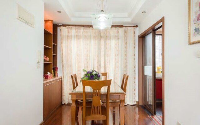 Xiaoqin Home near Joaotong University, Zizhu Park