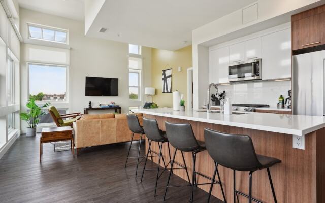 Skyline Penthouse | Espadin LoHi