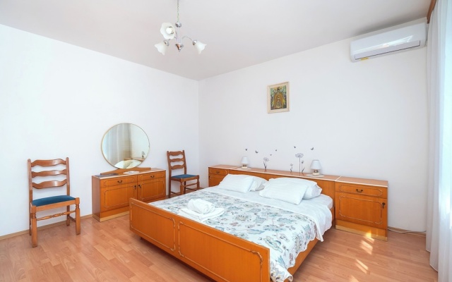 Apartment Luketa