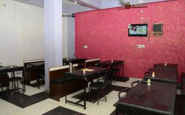 Hotel Jadav & Natraj Dinning Hall