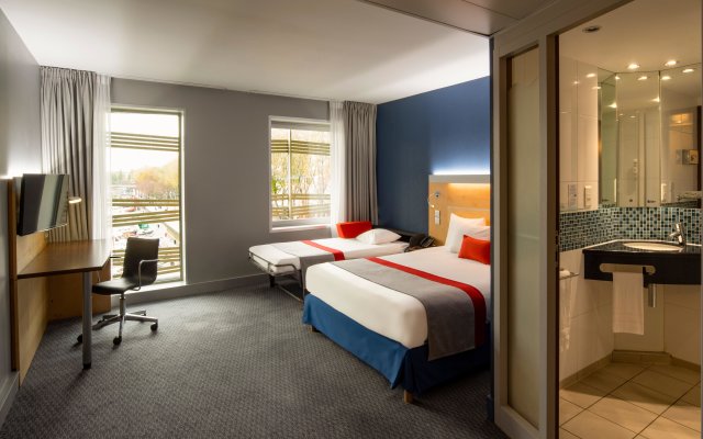 Holiday Inn Express Paris-Canal de la Villette by IHG