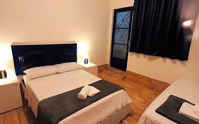 LÍAH Hostel & Suites