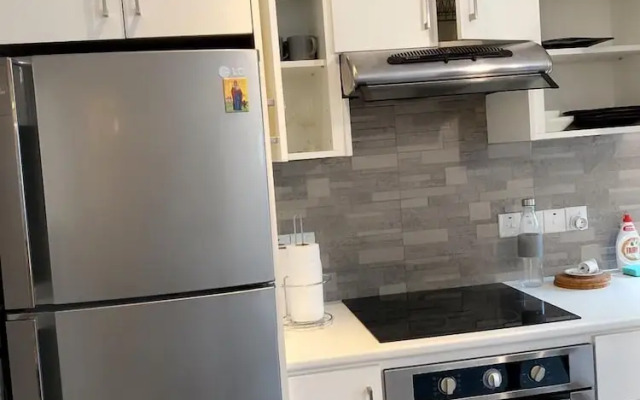 Next to the beach Mackenzie Studio