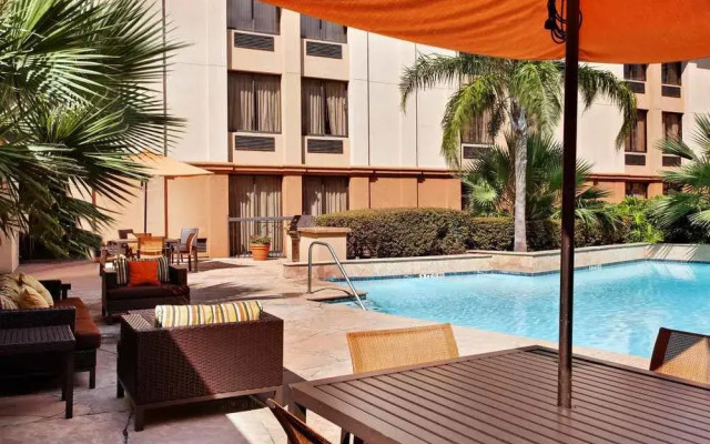 Courtyard Houston Brookhollow