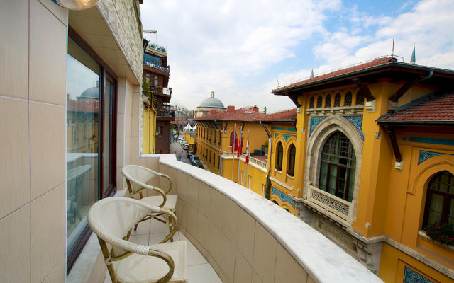 Muhlis Bey Hotel