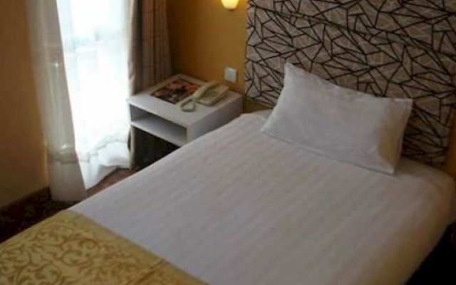 Grand City Hotel I By OYO Rooms