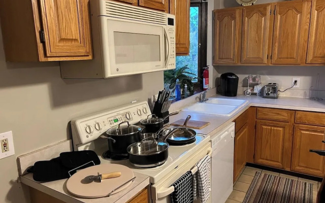 Spacious 3BR Stay Pet Friendly + Wi-fi