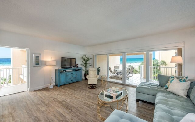 Jamaica Royale - T42 - 2 Br Condo