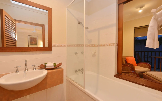 Seascape Holidays- Hibiscus Apartment