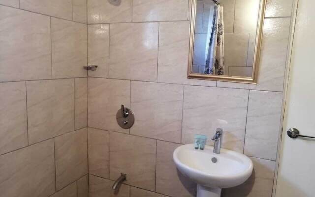 Harbor View near Airport