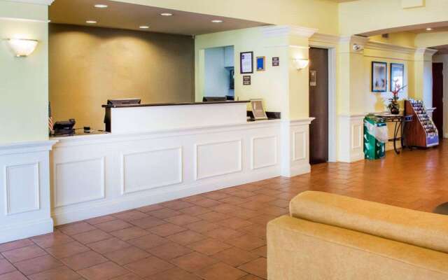 Wingate by Wyndham Dublin Near Claytor Lake State Park