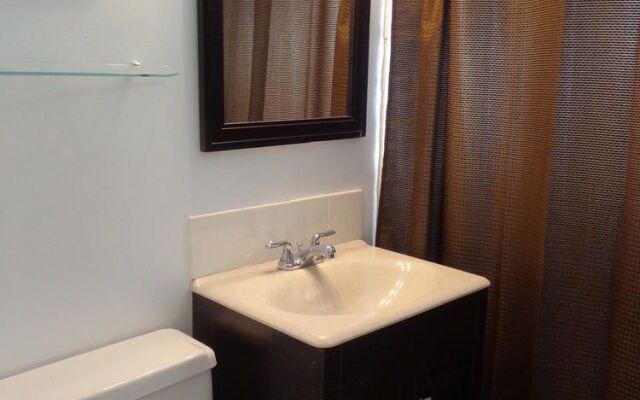 Adib Apartments - 630 Cummings Ave, Unit 11