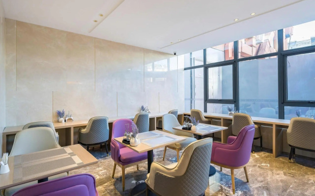 Lavande Hotel (Beijing Nanyuan Heyi Subway Station)