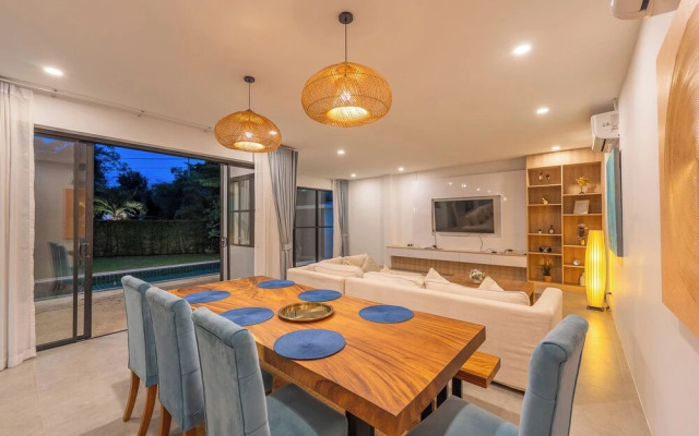 One of Phukets Best Villas V212