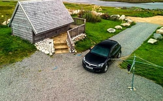 Swan View Lodge - North Uist