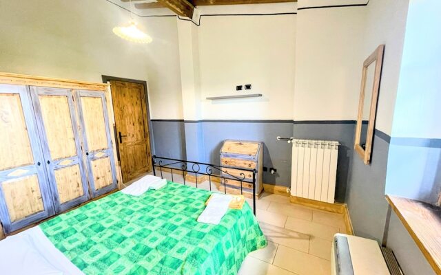 Apt 6 - Magical Grounds With Pool Jacuzzi Sleeps 4