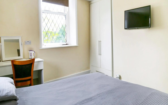 OYO Castle Hotel, Accrington