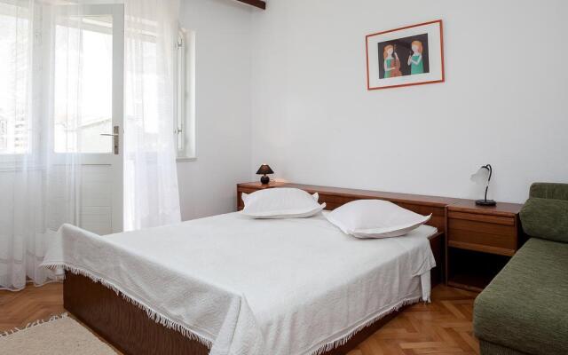 Apartment Lidija