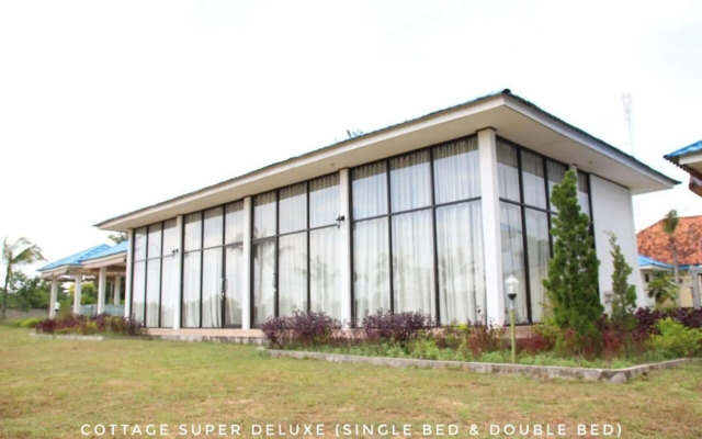 Pelangi Lake Resort and Hotel Belitung